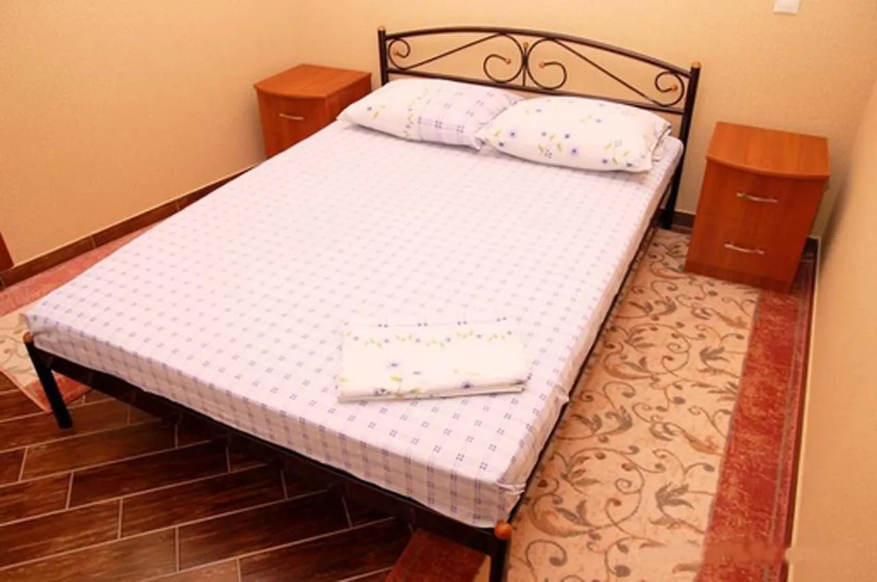 Sofiivs'Ka Street, 1,, Apartment Kyiv